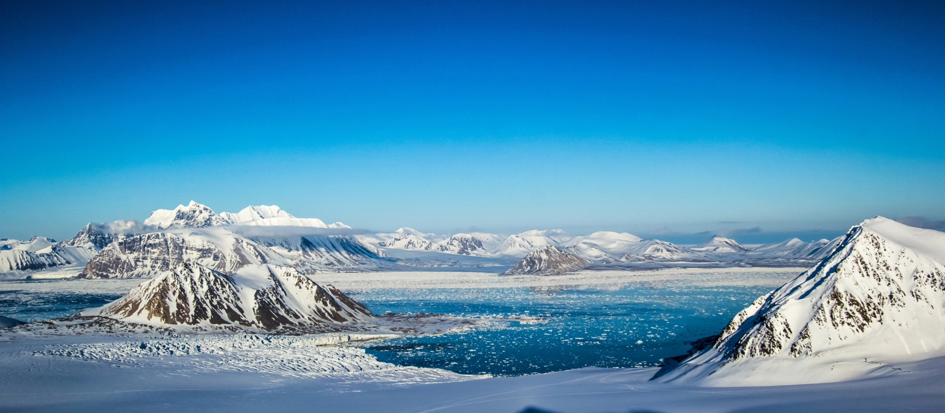 Banner_Svalbard_AdobeStock_84783041